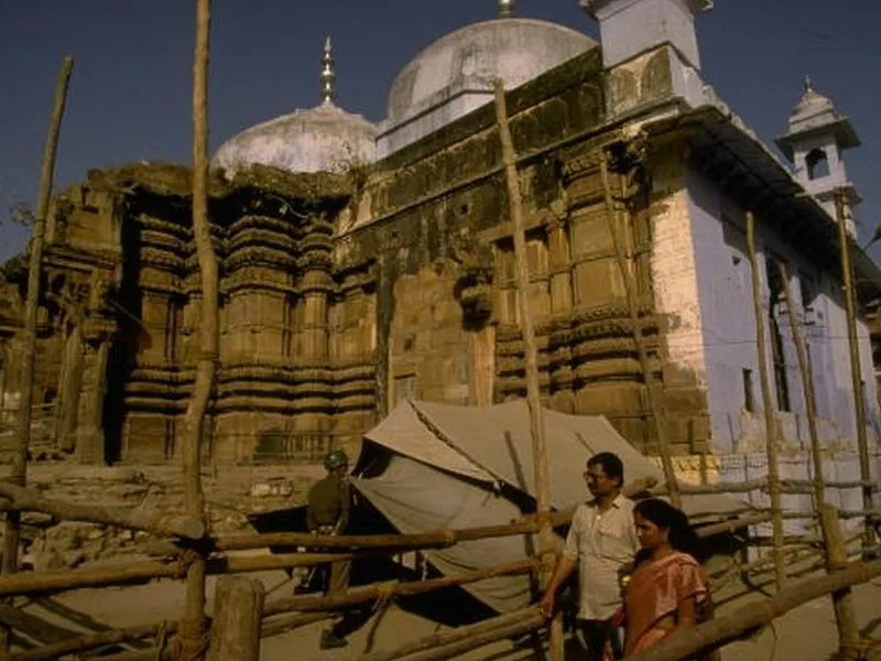 Western wall of Gyanvapi Mosque is that of earlier hindu temple.