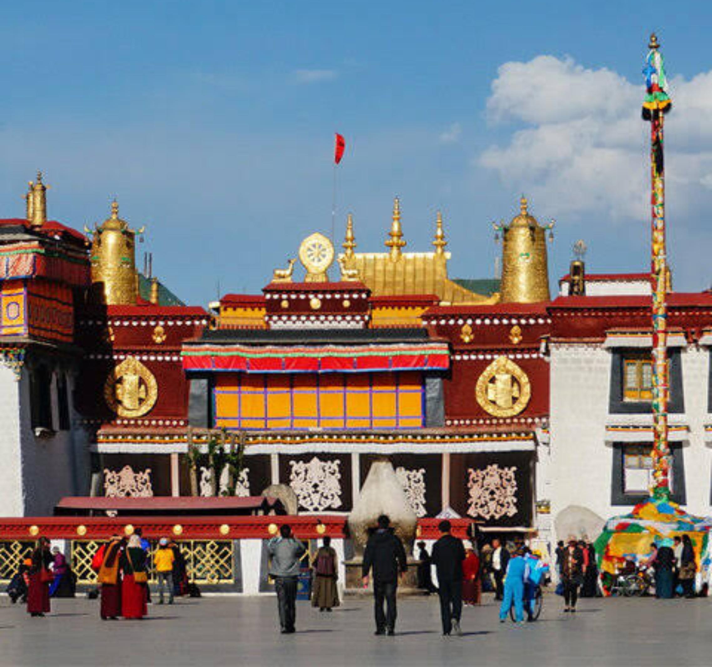 Jokhang Temple in Lhasa with China flag.
