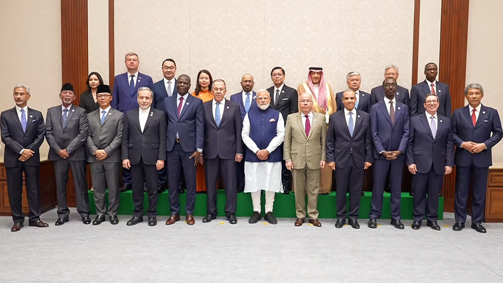 PM Modi with BRICS foreign ministers (2026).